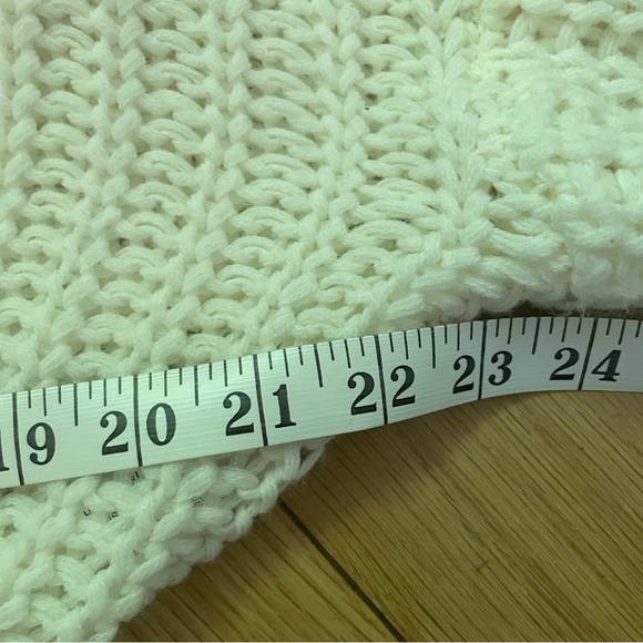 SHEIN Chunky Cropped Slouchy Turtleneck White Sweater - Size Small - Picture 6 of 8